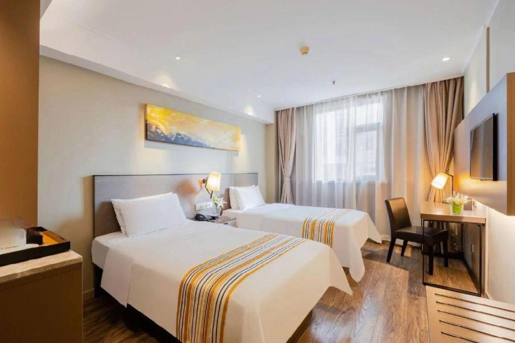 Hotel New International Expo Center Yushan Road Yuanshen Sports Shanghai