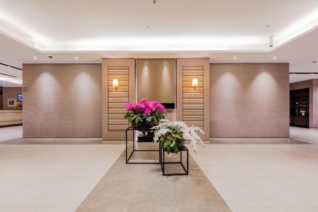 New International Expo Center Yushan Road Yuanshen Sports Hotel